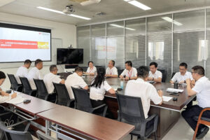 玉柴物流集團黨委召開“黨旗引領，使命擔當”基層黨支部新老書記交接座談會